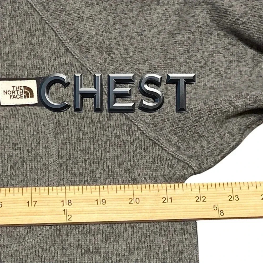 The North Face Gordon Lyons Classic 1/4 Zip delivers heavyweight warmth - Picture 3 of 6